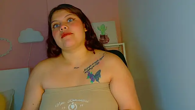 Daphnemoon  online show from 04.07.26