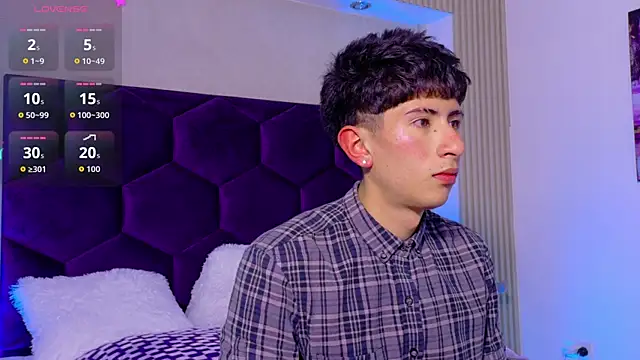 Snapshot of AndyJustgame_ chatting on 05.16.26 AndyJustgame online show from 05.16.26