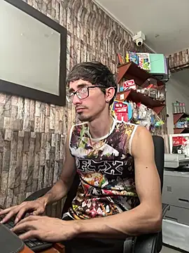 Snapshot of jhosuamoore chatting on 07.21.26 jhosuamoore online show from 07.21.26