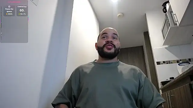 Snapshot of Axel_Dominus chatting on 03.12.26 Axel Dominus online show from 03.12.26