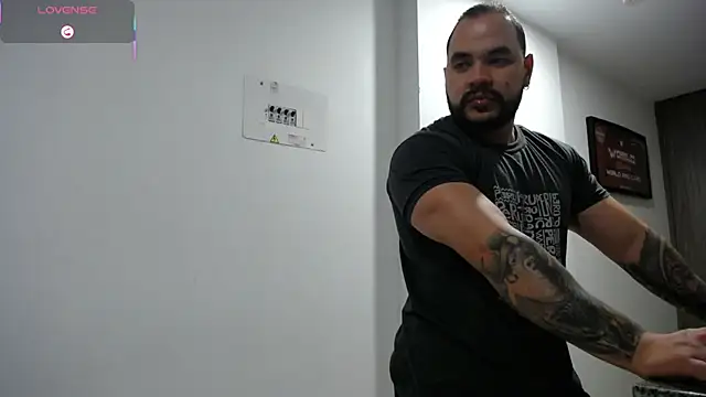 Axel Dominus online show from 07.18.26
