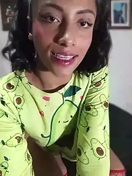 Snapshot of KattyBerryX chatting on 04.24.26 KattyBerryX online show from 04.24.26