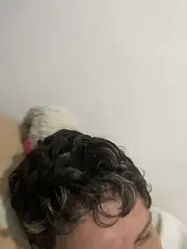 Snapshot of Theus26_ chatting on 04.19.26 Theus26 online show from 04.19.26