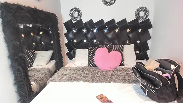 Amarantha rosse online show from 04.16.26