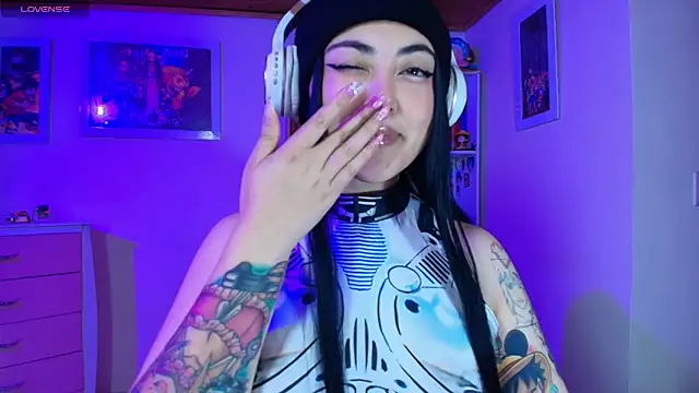 Nanachi uwu online show from 04.15.26