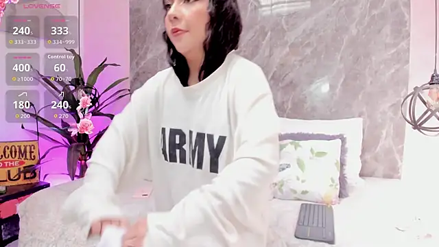 Megan Stein online show from 04.01.26