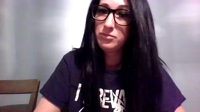 TheVictoriaWolf online show from 03.26.26
