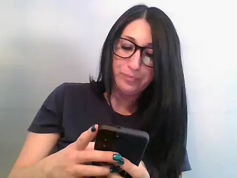 TheVictoriaWolf online show from 05.01.26