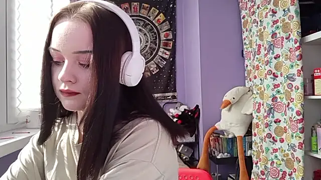 OneMomentPunch online show from 03.14.26