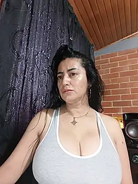 Snapshot of Alexandrina chatting on 11.16.25 Alexandrina online show from 11.16.25