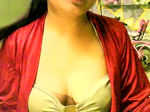 Snapshot of YAMUNA_012 chatting on 03.18.26 YAMUNA 012 online show from 03.18.26