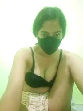 Snapshot of nidhiyadav00 chatting on 04.23.26 nidhiyadav00 online show from 04.23.26