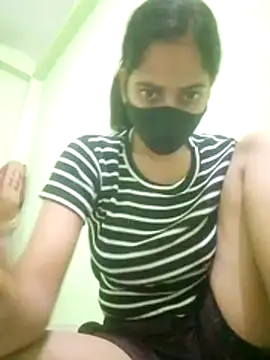 Snapshot of nidhiyadav00 chatting on 05.04.26 nidhiyadav00 online show from 05.04.26