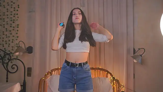 WanetaKyer online show from 04.11.26