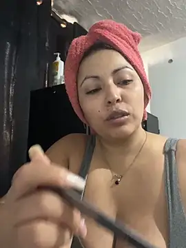 Snapshot of karlyprintt chatting on 06.04.26 karlyprintt online show from 06.04.26