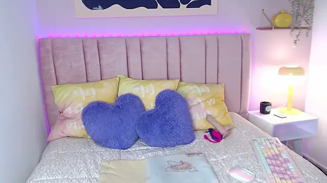 Zafiro Brm online show from 04.11.26