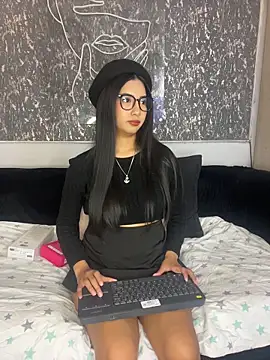 Gretel Streit online show from 05.16.26