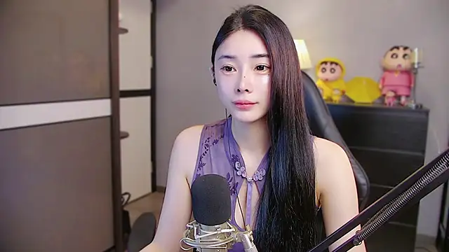 Snapshot of XiaoYuBao- chatting on 06.13.26 XiaoYuBao- online show from 06.13.26