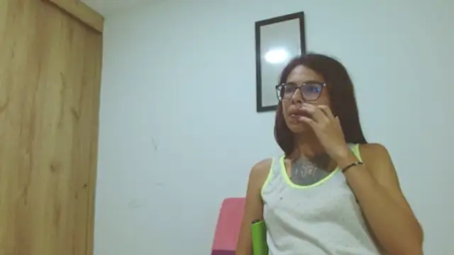 Emily Lopera online show from 05.27.26
