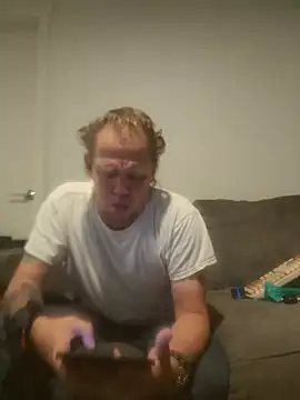 yourMasterisBored online show from 04.28.26