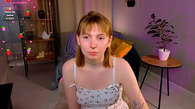 Snapshot of susie_miu chatting on 03.22.26 susie miu online show from 03.22.26