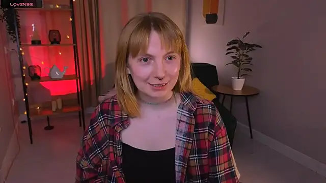 susie miu online show from 04.22.26