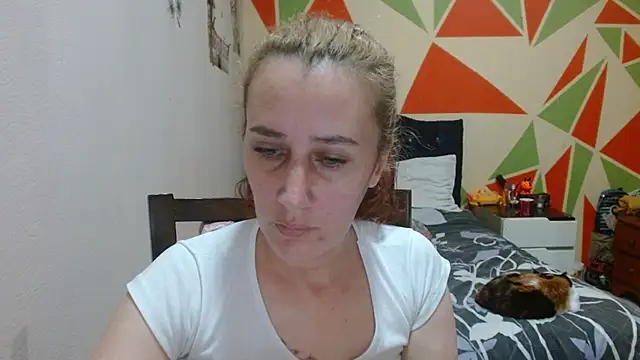 Snapshot of Mariam_wish chatting on 06.26.26 Mariam wish online show from 06.26.26