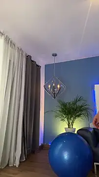 Snapshot of Liana_Fem_ chatting on 06.05.26 Liana Fem online show from 06.05.26