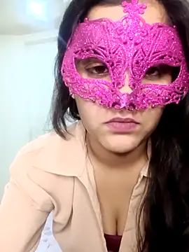 Hottymahi7 online show from 03.18.26