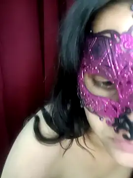 Hottymahi7 online show from 04.22.26