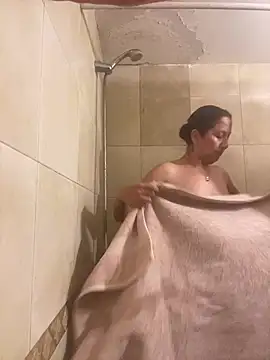 Yes 2102 online show from 03.15.26