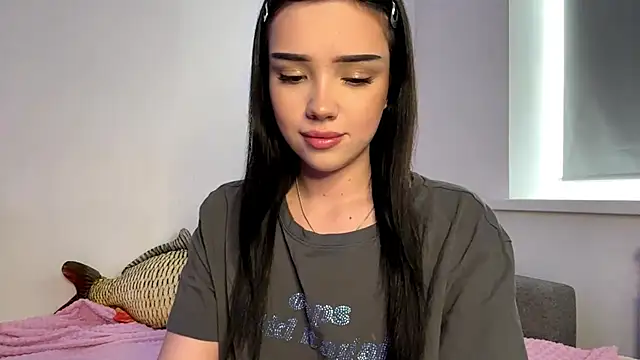 BeckyAurielle online show from 06.16.26