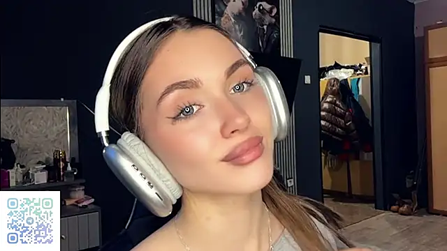 Veluxe online show from 03.19.26