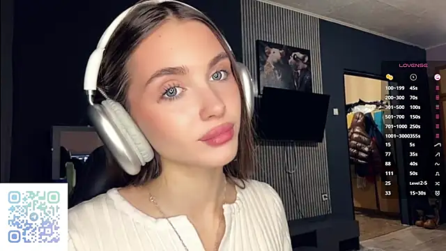 Veluxe online show from 03.22.26