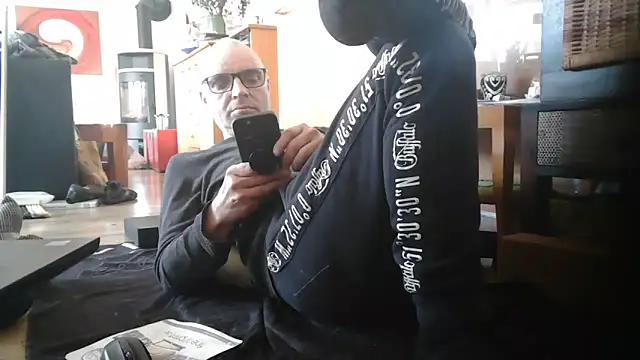 Thomate24 online show from 03.18.26