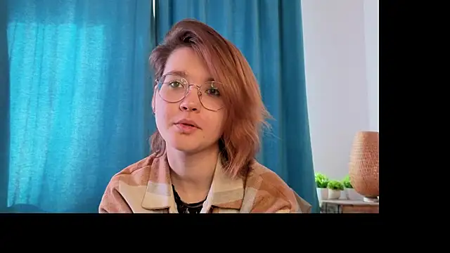 FlaviaAvena online show from 05.05.26