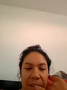 Aila Phone online show from 04.30.26