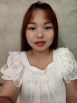 Snapshot of Mina_xYx chatting on 05.05.26 Mina xYx online show from 05.05.26