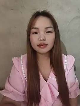 Snapshot of Mina_xYx chatting on 05.25.26 Mina xYx online show from 05.25.26