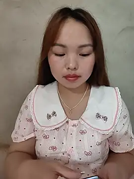 Snapshot of Mina_xYx chatting on 06.02.26 Mina xYx online show from 06.02.26