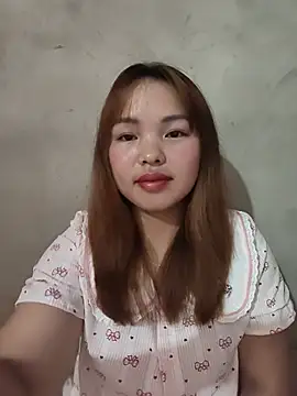Snapshot of Mina_xYx chatting on 06.07.26 Mina xYx online show from 06.07.26