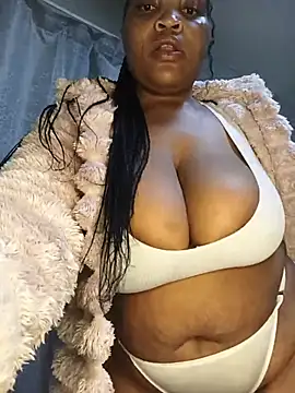BeverlyQueen15 online show from 07.25.26