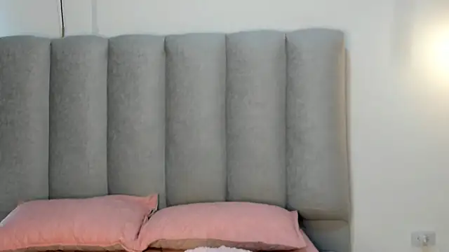 Valentina lux1 online show from 05.20.26