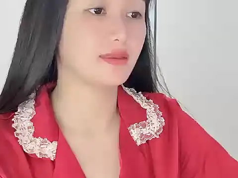 AmyLinee 1 online show from 05.05.26