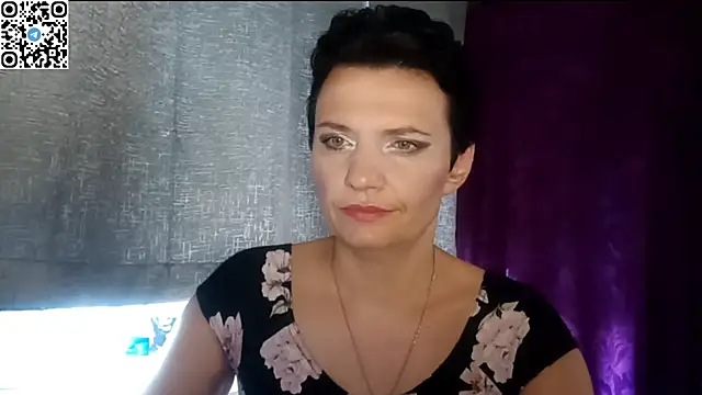 HotMamaQueen234 online show from 06.11.26