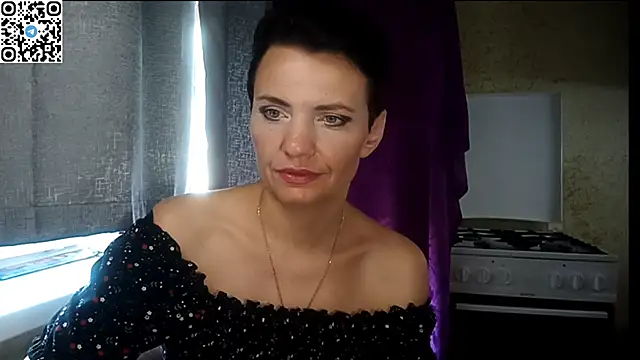Snapshot of HotMamaQueen234 chatting on 07.03.26 HotMamaQueen234 online show from 07.03.26