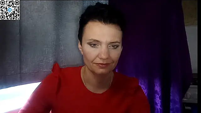 Snapshot of HotMamaQueen234 chatting on 07.06.26 HotMamaQueen234 online show from 07.06.26