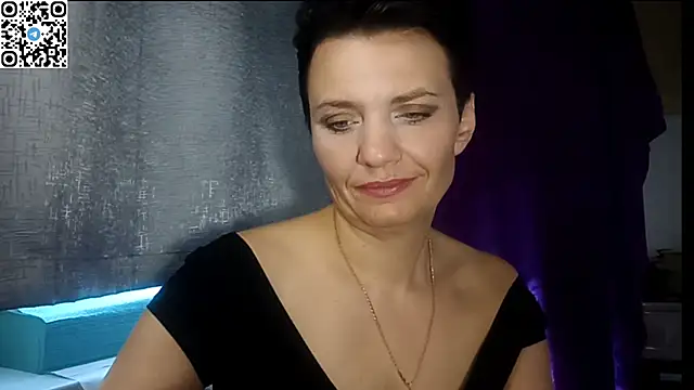 Snapshot of HotMamaQueen234 chatting on 07.07.26 HotMamaQueen234 online show from 07.07.26