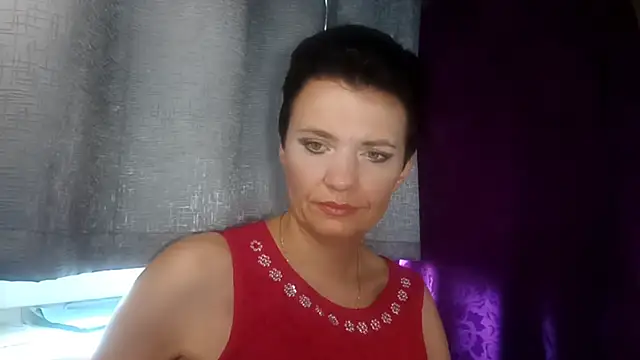 Snapshot of HotMamaQueen234 chatting on 07.24.26 HotMamaQueen234 online show from 07.24.26