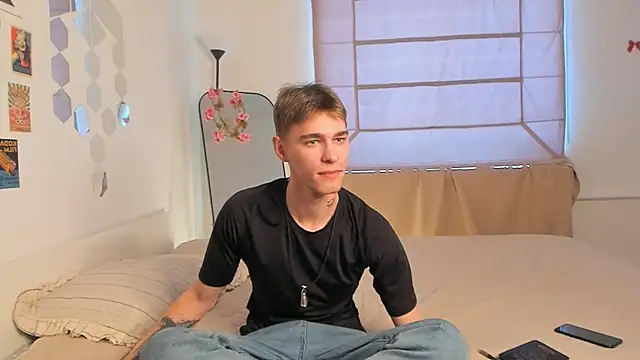 Snapshot of Shadow_blink chatting on 03.21.26 Shadow blink online show from 03.21.26